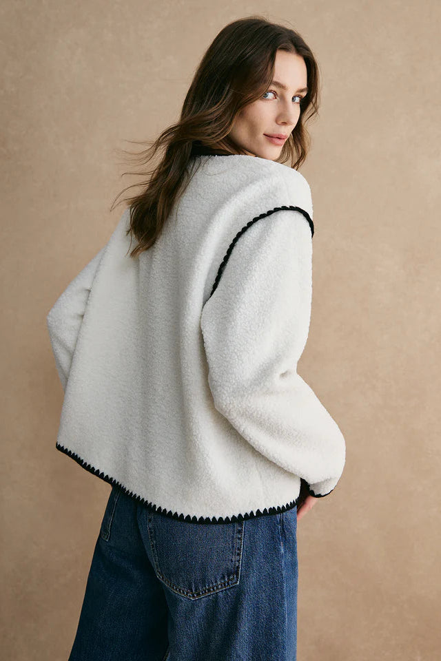 COMMENSE | Contrast Trim Minky Fleece Jacket