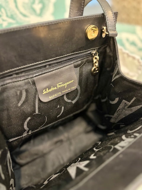 FERRAGAMO Handbag