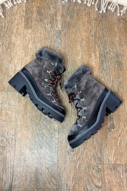 GADEA Tie Up Chunky Boots - NEW! (41)