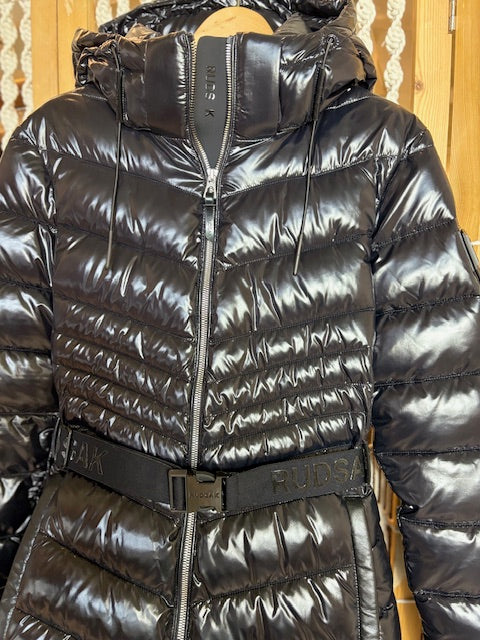 RUDSAK Glossy Puffer Coat (size M, fits 6/8)