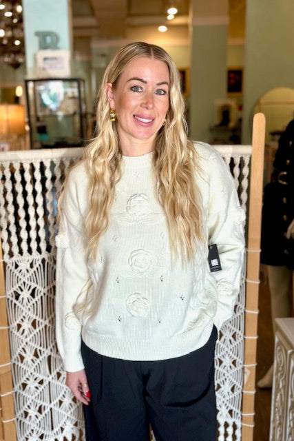 Kjarta Crew Neck Knit Flower Sweater