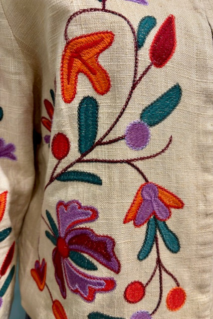 ANTHROPOLOGIE-NWT Embroidered Jacket (L)