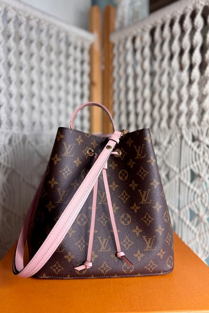 NéoNoé MM Louis Vuitton Monogram Bag