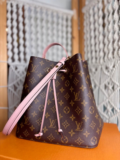 NéoNoé MM Louis Vuitton Monogram Bag