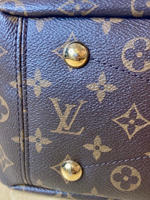 Louis Vuitton- Pallas MM Handbag