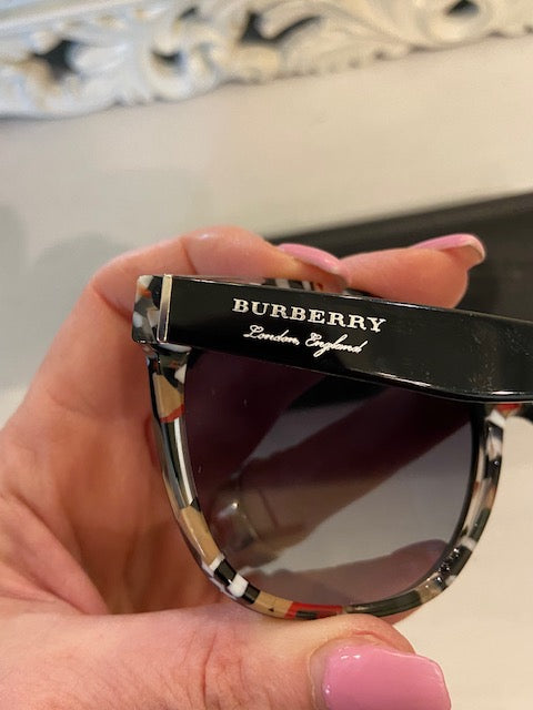 Sunglasses-Burberry