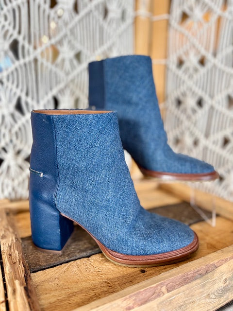 CHLOE Denim Boots (38.5)