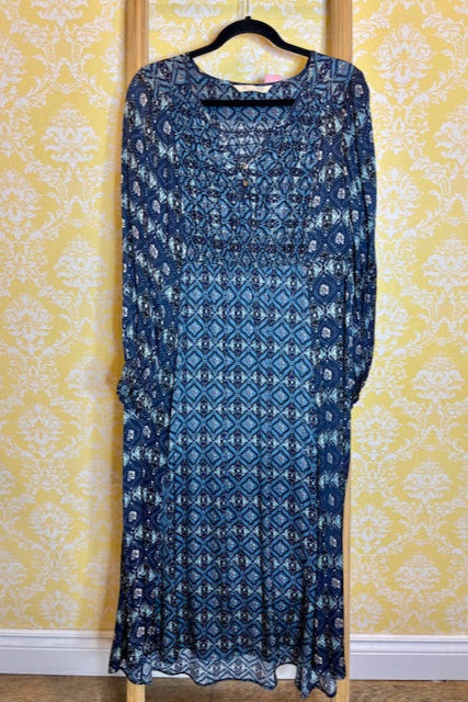 ODD MOLLY- Long Sleeve Maxi (M)