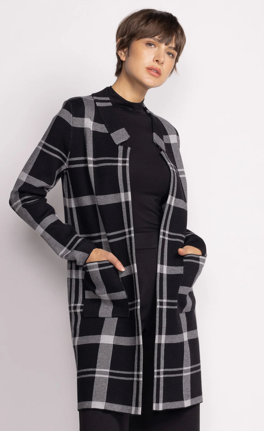 PM Harmon Cardi - Black & White