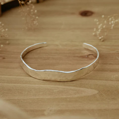 Serene Wave Cuff (Available in Gold & Silver)