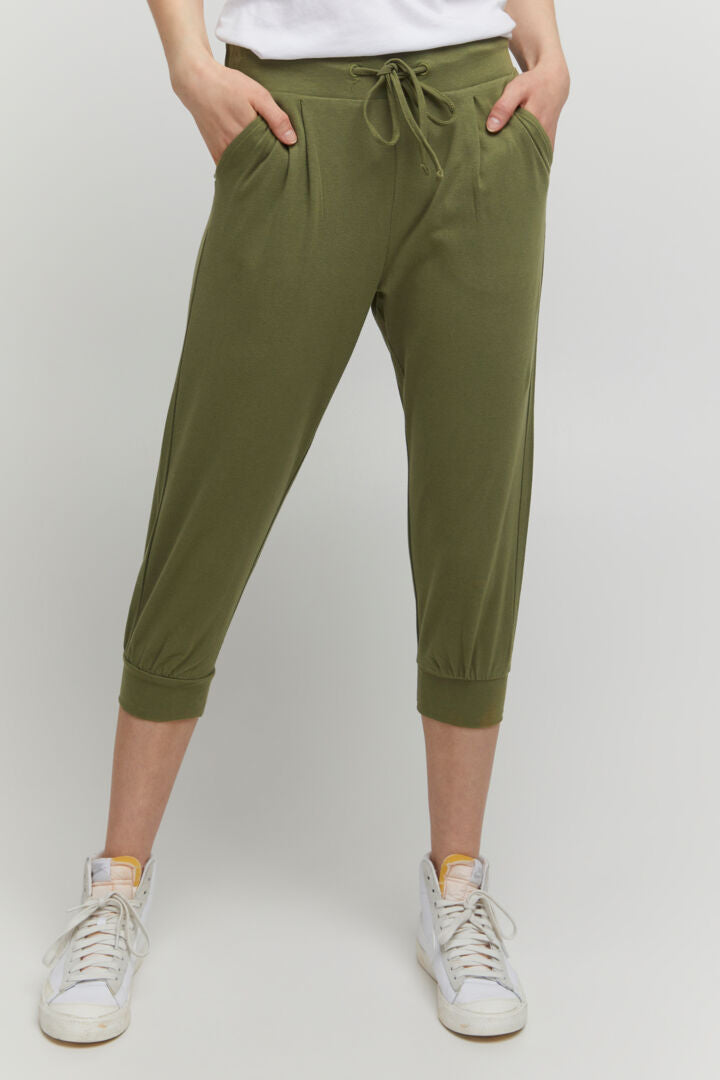 B YOUNG Organic Cotton Capri Joggers