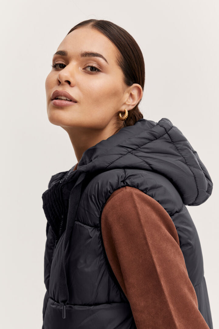 BYOUNG Long Puffer Vest - Black