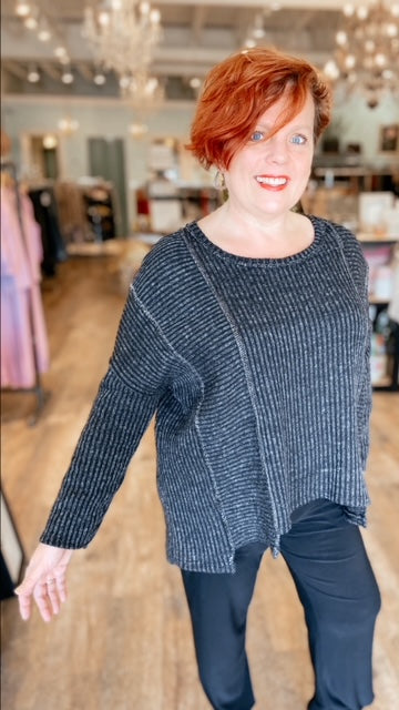 BELLA AMORE Dark Grey Sweater (XL)