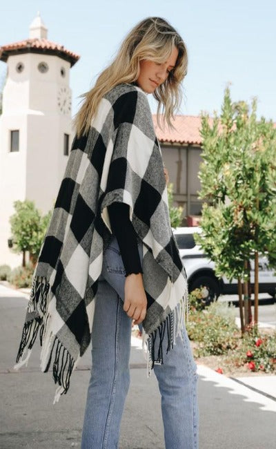 NEW! Buffalo Check Tassel Poncho