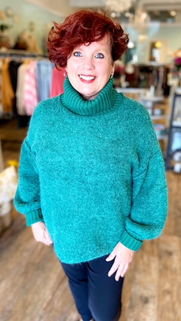 FREE PEOPLE Green Sweater (Fit M)