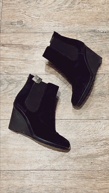 Aquatalia 2024 wedge bootie