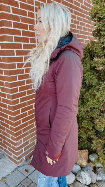ARC'TERYX Wine Hooded Coat (Fit 6/8)