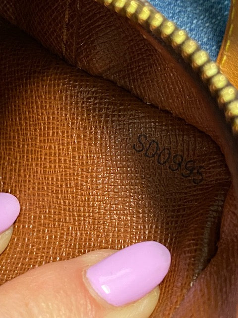 LOUIS VUITTON Monogram Trocadero 27 Shoulder bag