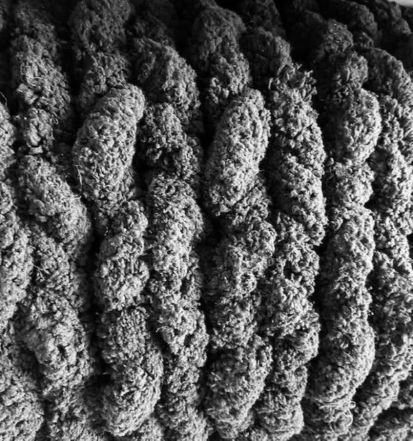 CHUNKY KNIT Handmade Blankets